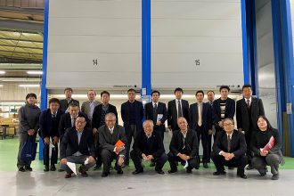 優良企業工場見学＆忘年会