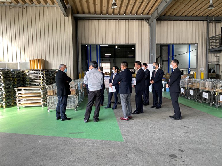 優良企業工場見学&忘年会