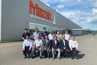 優良企業工場見学会