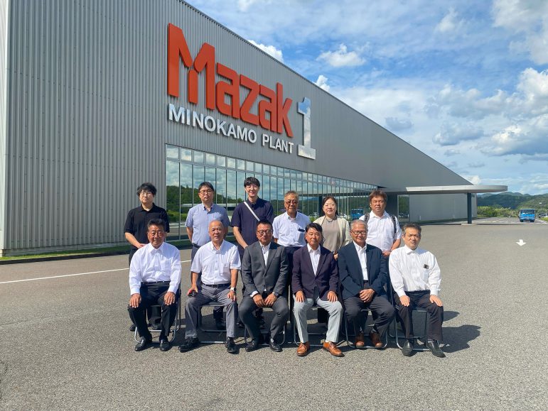 優良企業工場見学会